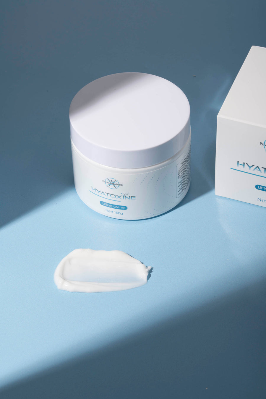 Hyatoxine Lifting Crème met een swatch van de crème